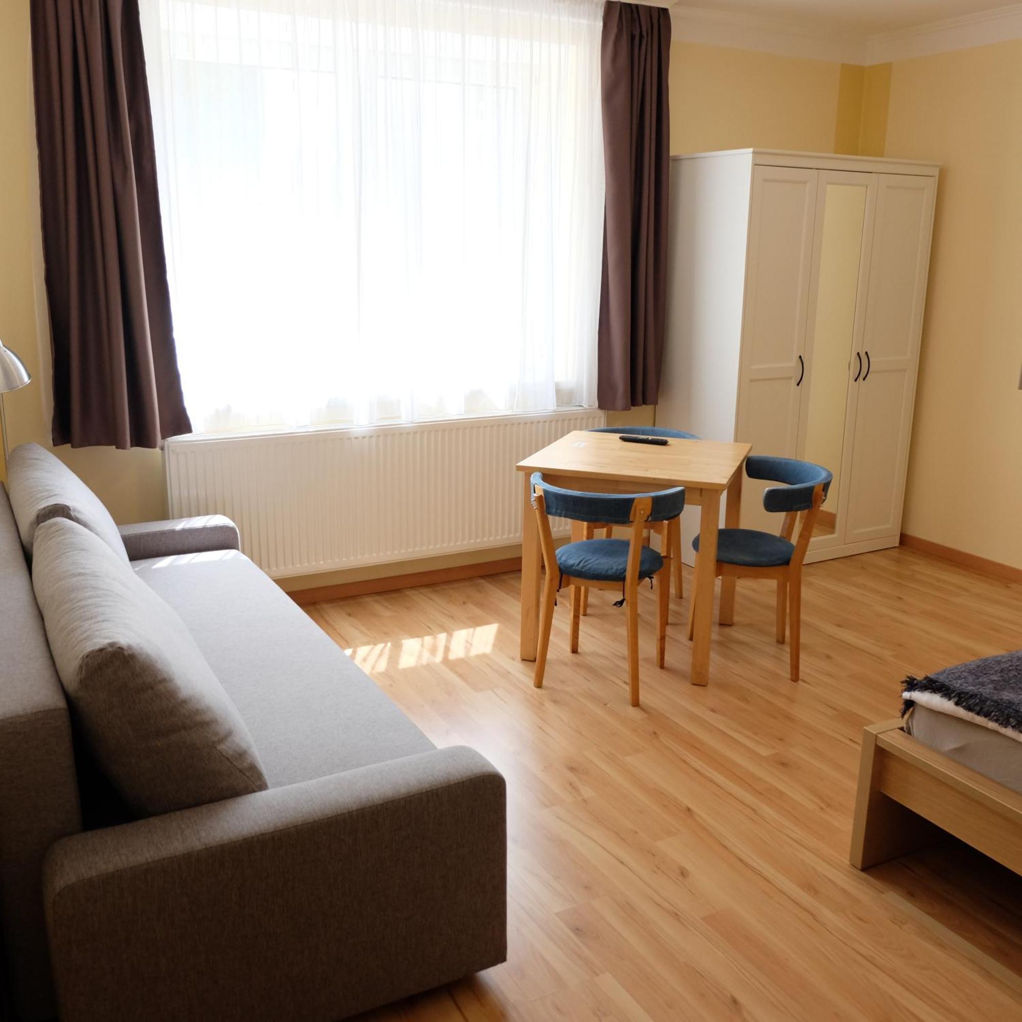 Petoefi Vendeghaz Hotell Eger Exteriör bild